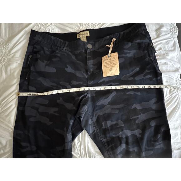 Democracy Ankle Jeans Sz 24w NWT Women Ab Technology Freedom Blue Camo Pants - Picture 10 of 12